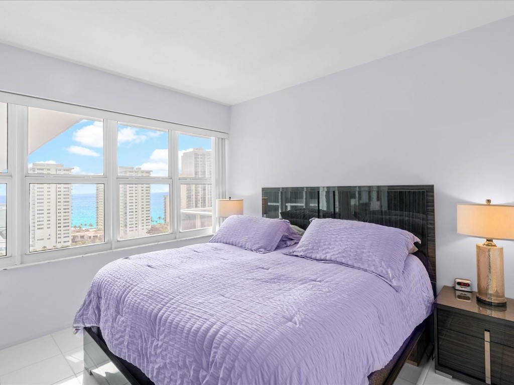 3333 NE 34th St 1712