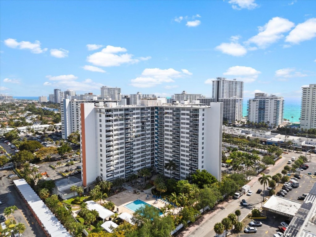 3333 NE 34th St 1712