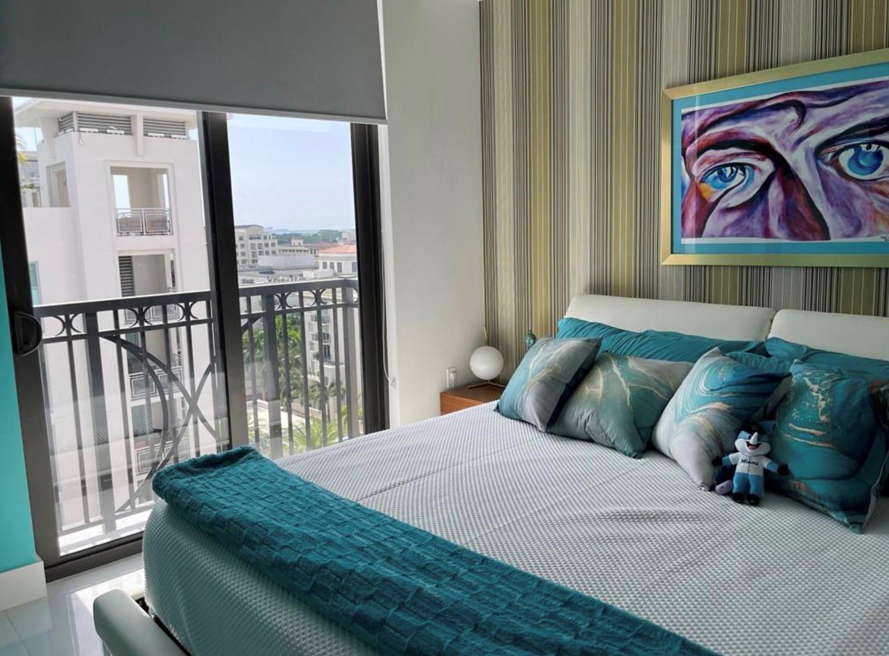 301 Altara Ave UPH1007