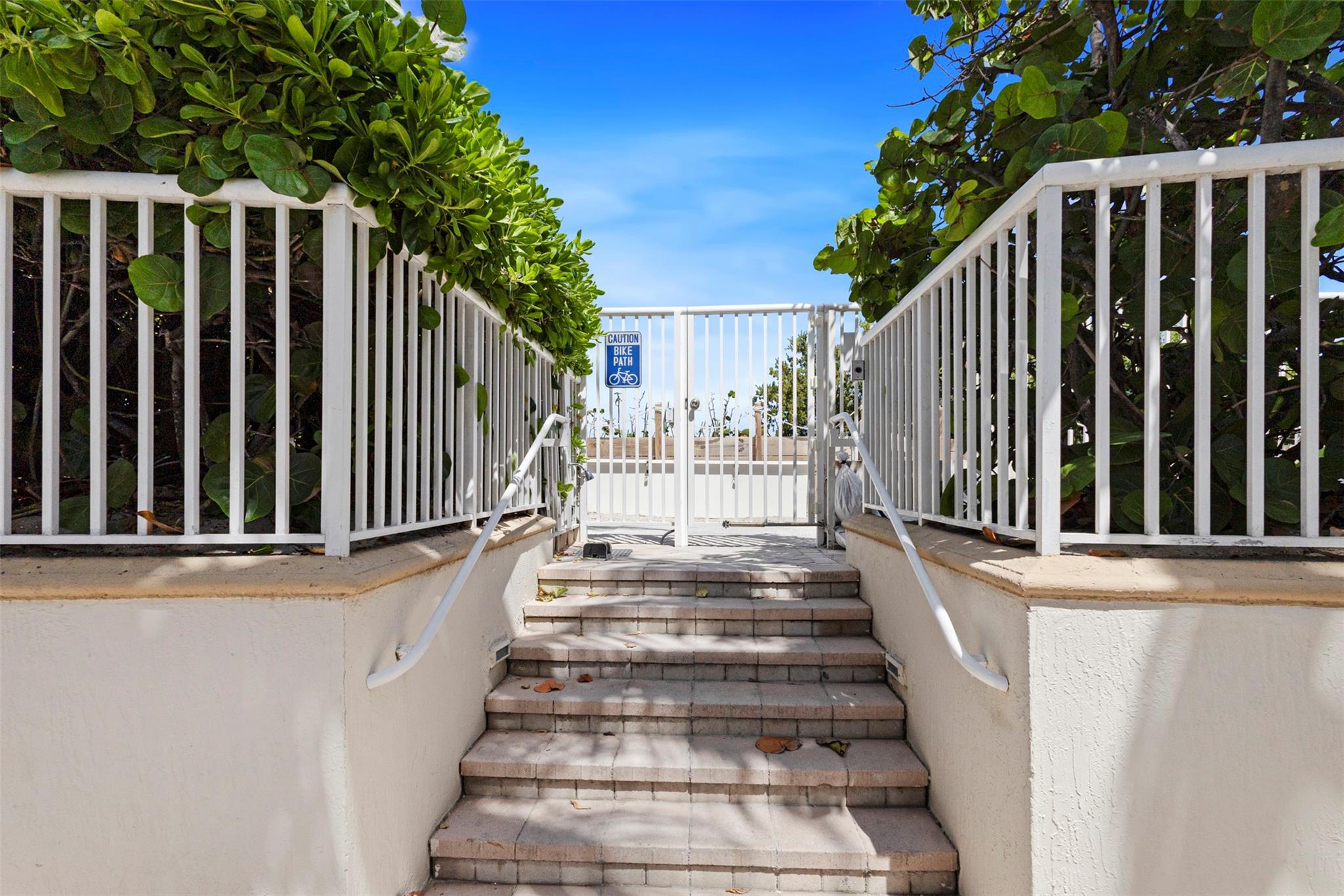 6001 N Ocean Dr 607