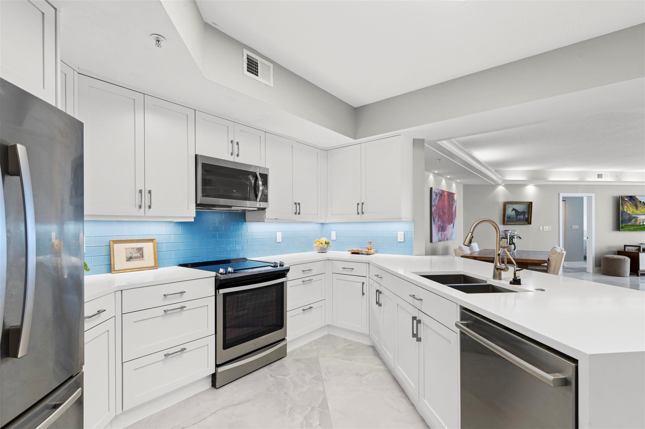 6001 N Ocean Dr 607
