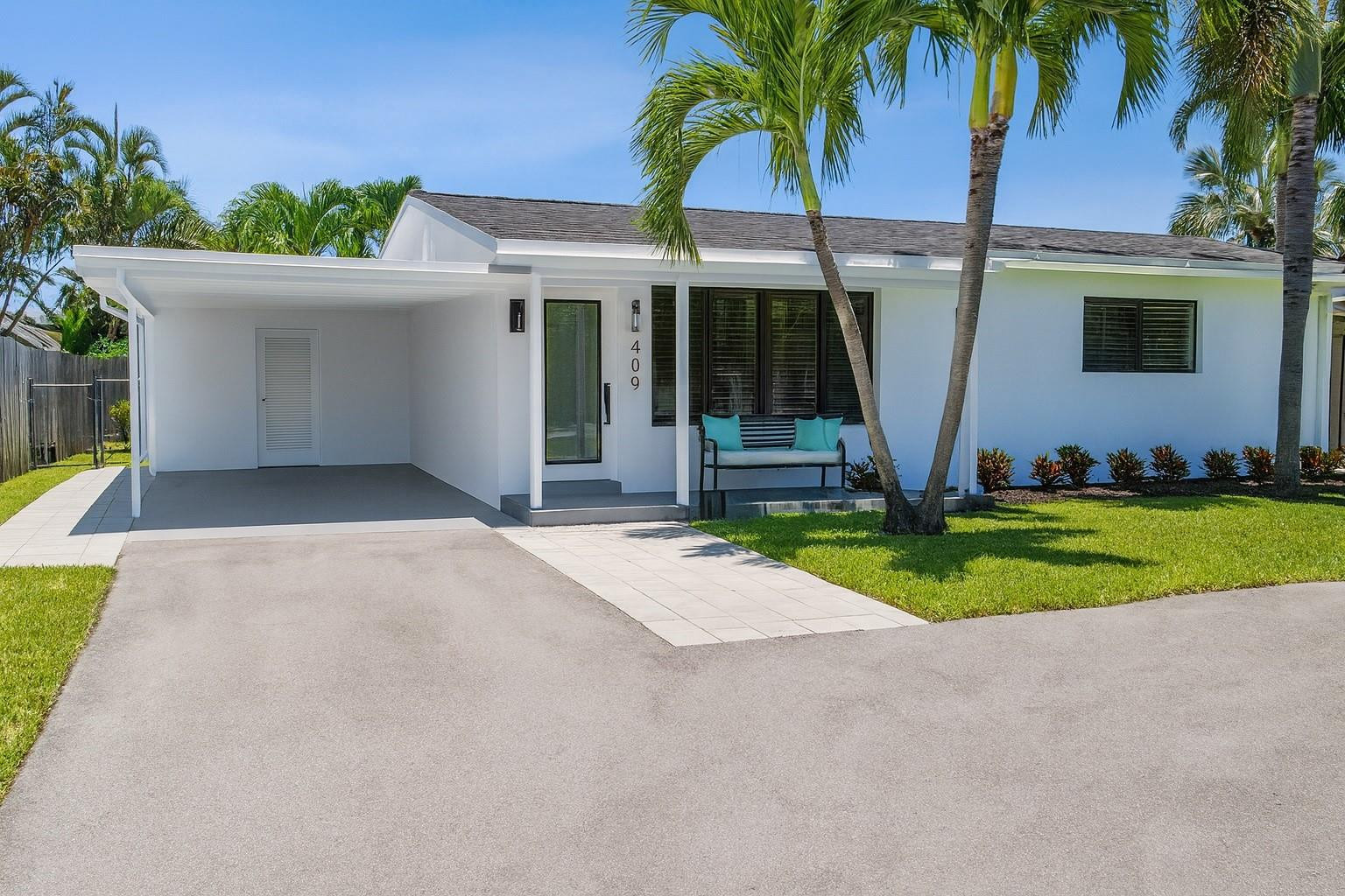 409 NE 27th Dr