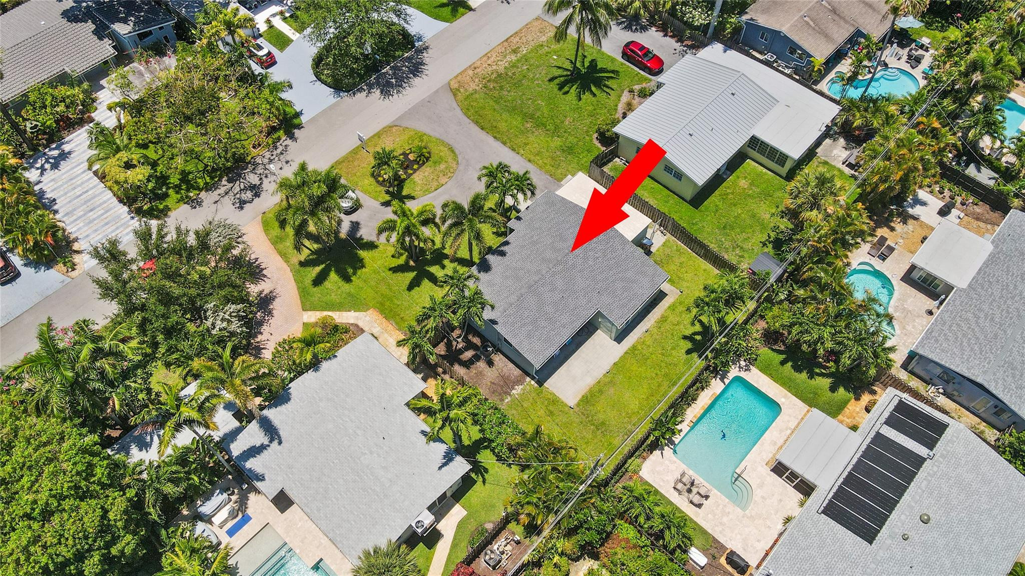 409 NE 27th Dr