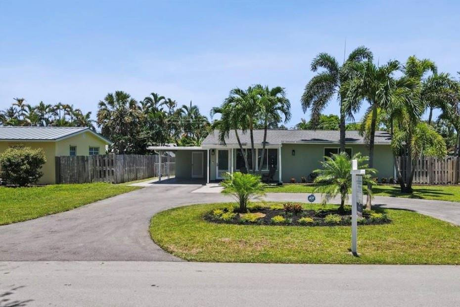 409 NE 27th Dr