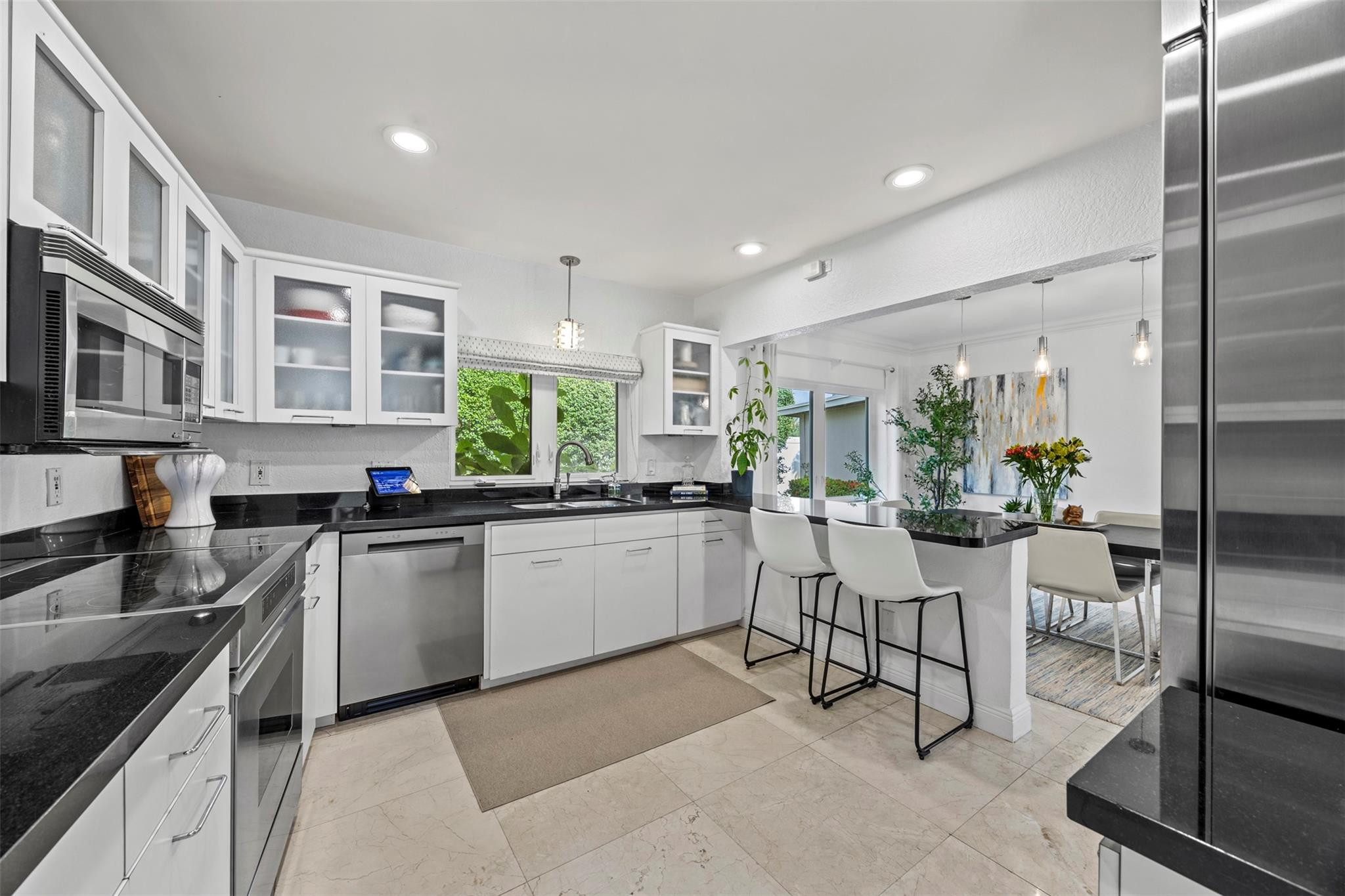 1719 Poinsettia Dr