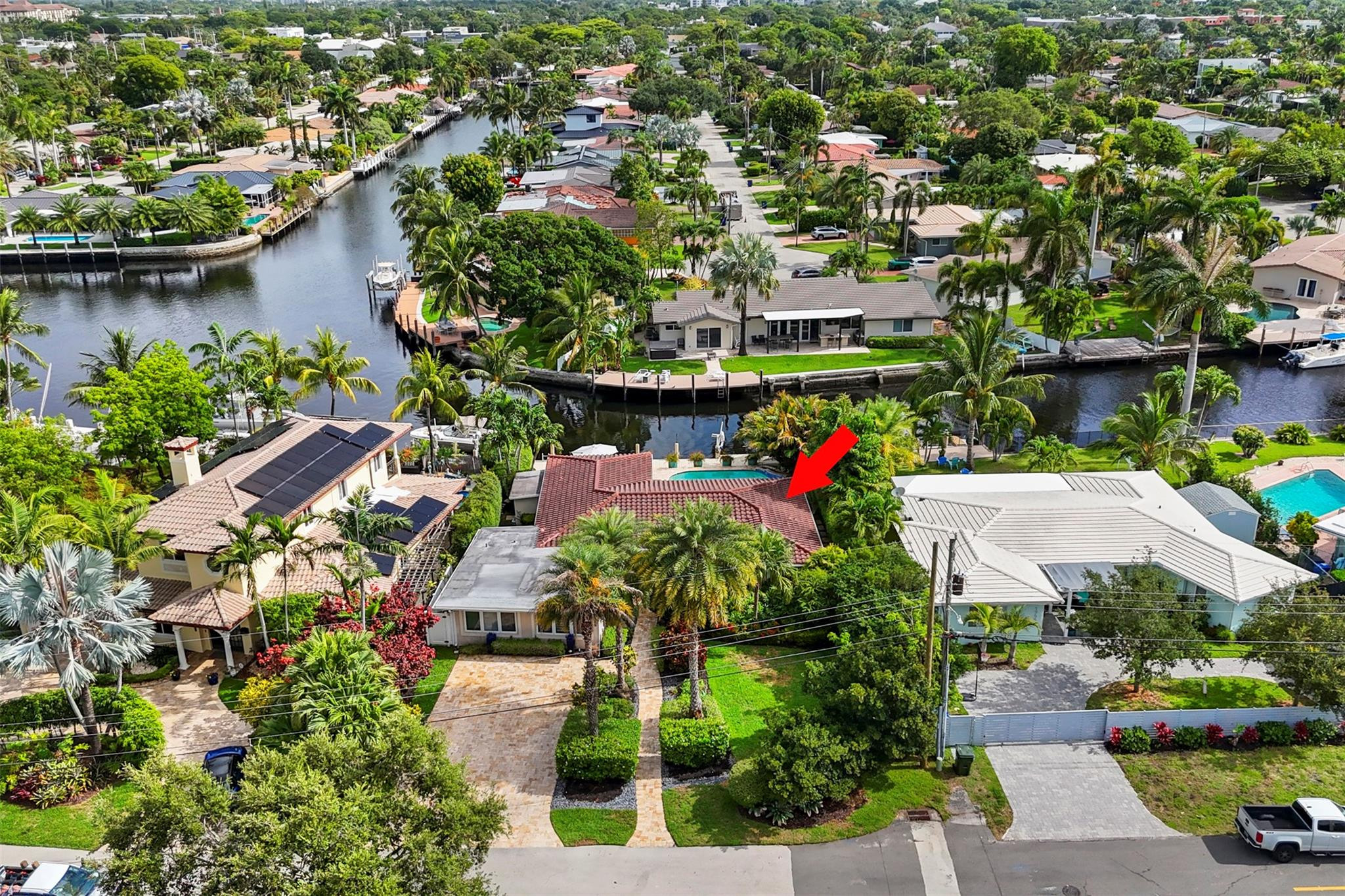1719 Poinsettia Dr