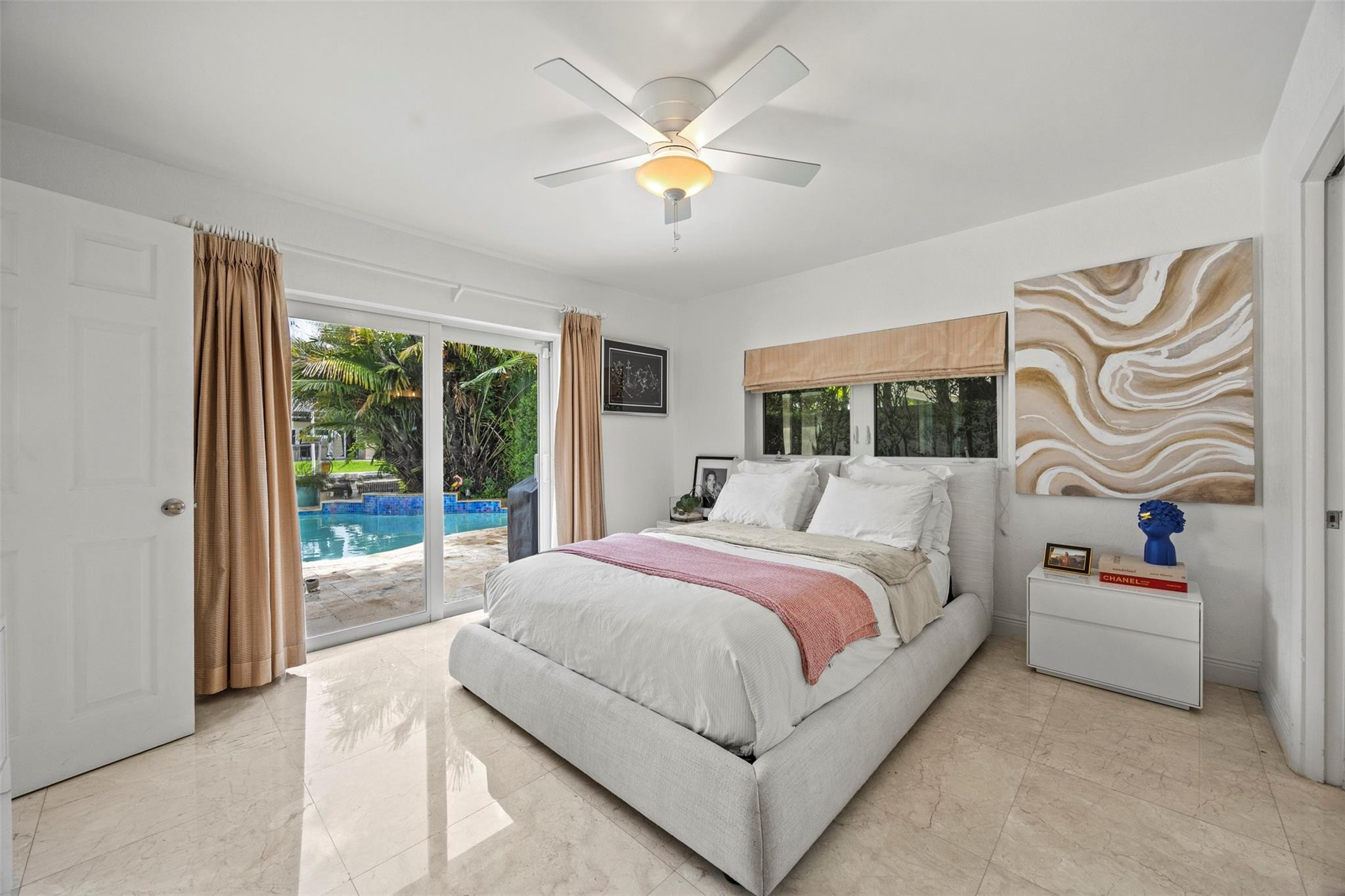 1719 Poinsettia Dr