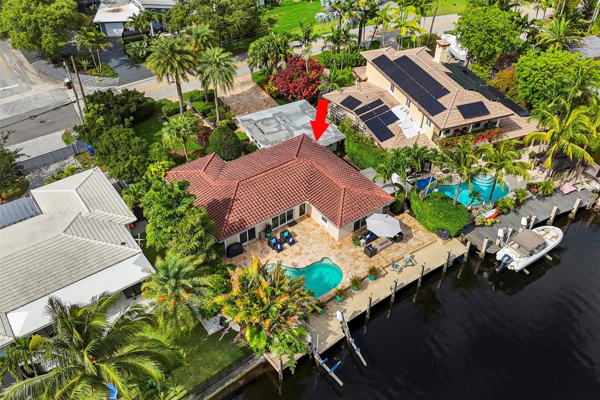 1719 Poinsettia Dr