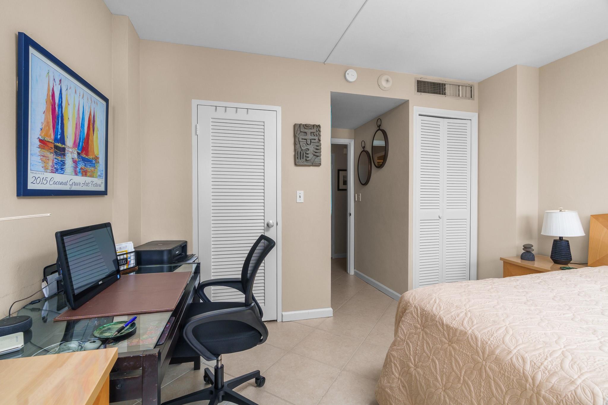 3333 NE 34th St 1512A