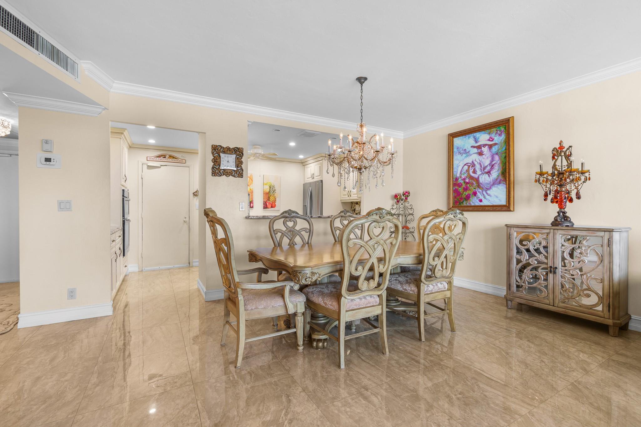 3333 NE 34th St 810