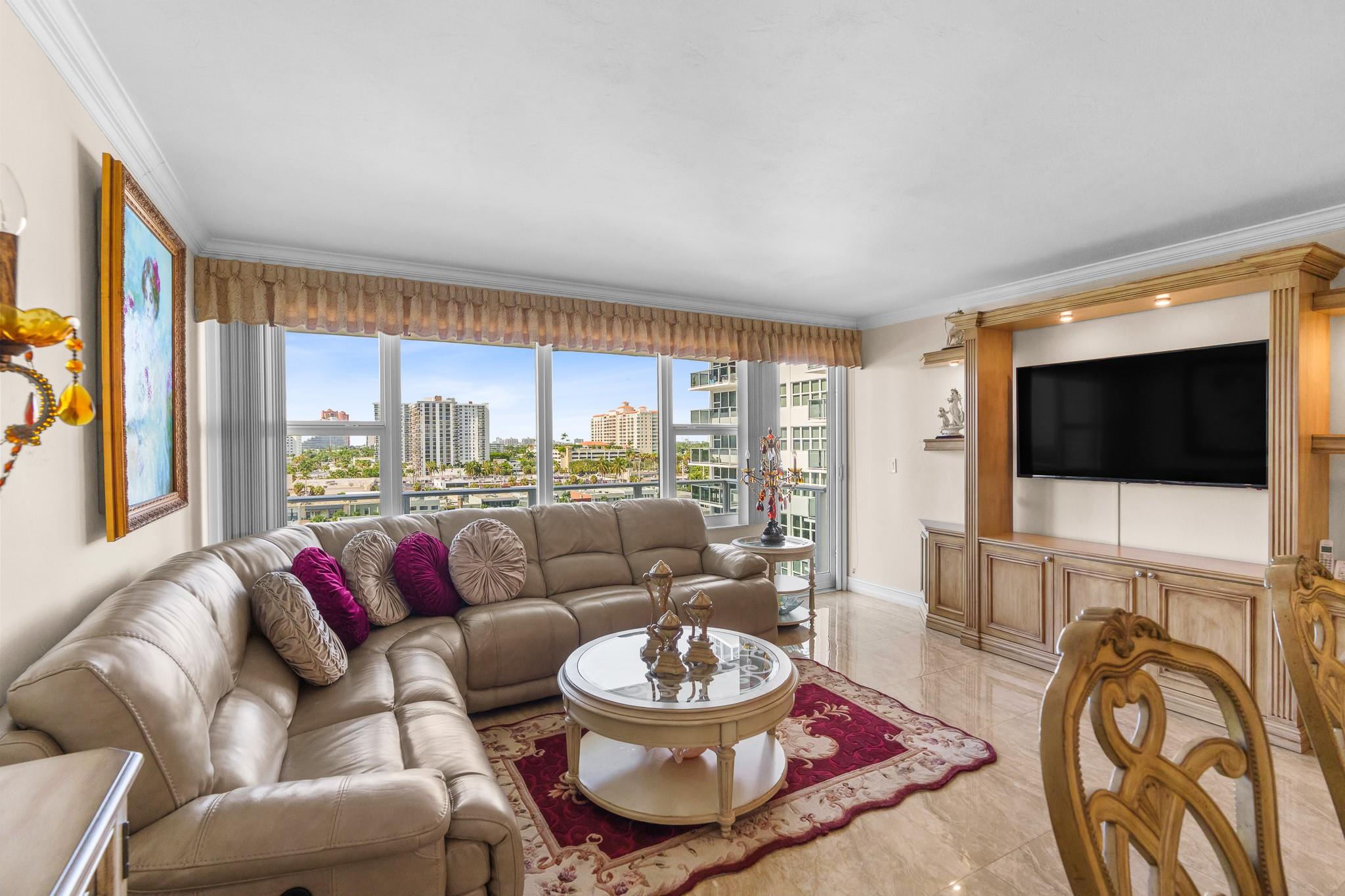 3333 NE 34th St 810