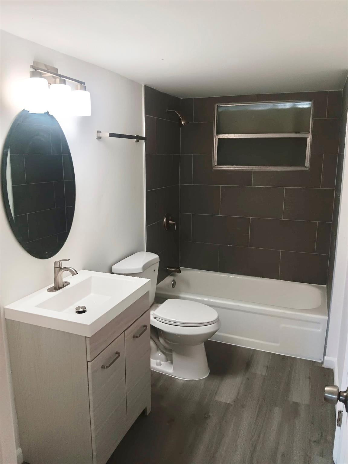 102 Royal Park Drive 3d