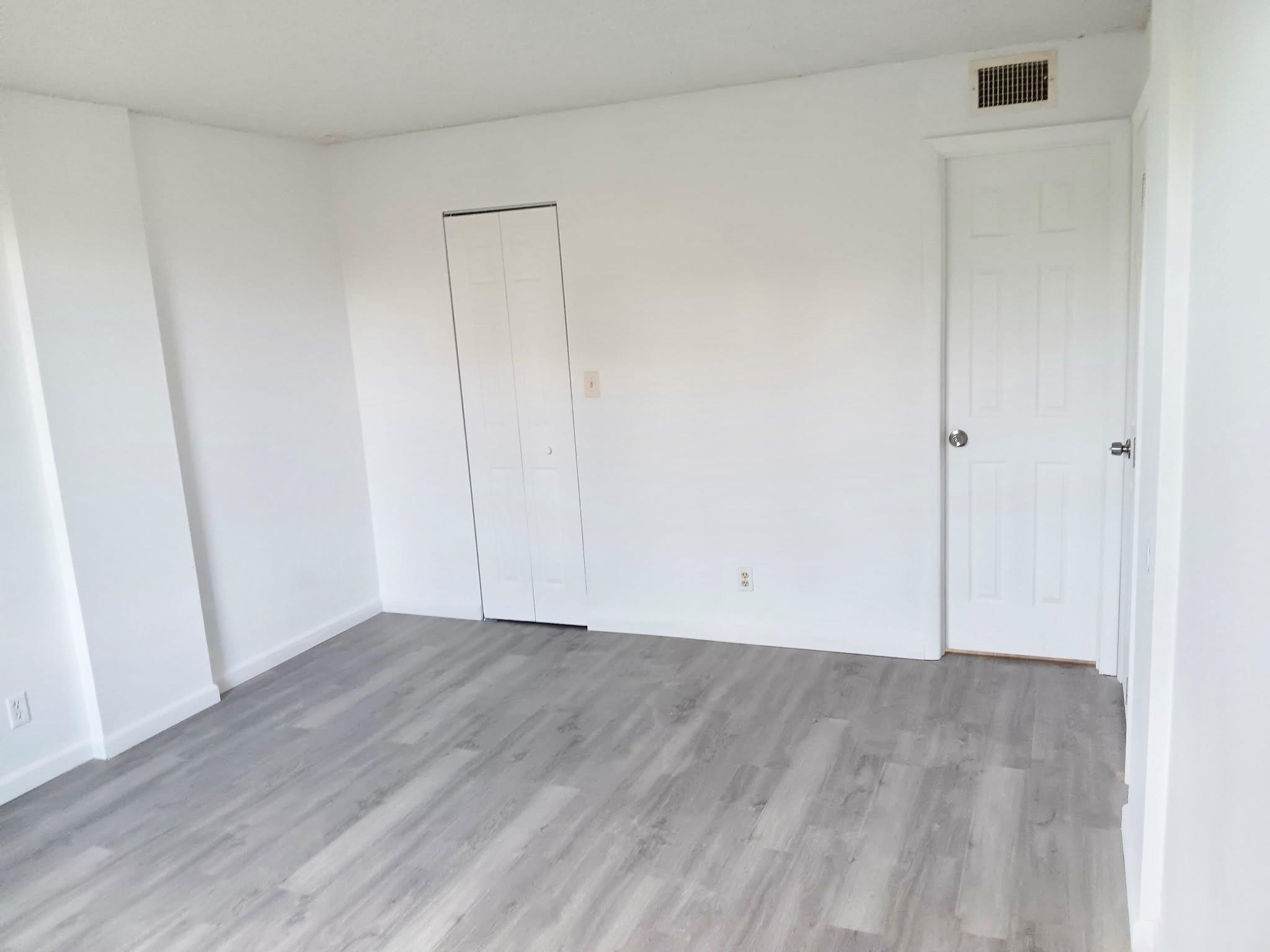 102 Royal Park Drive 3d