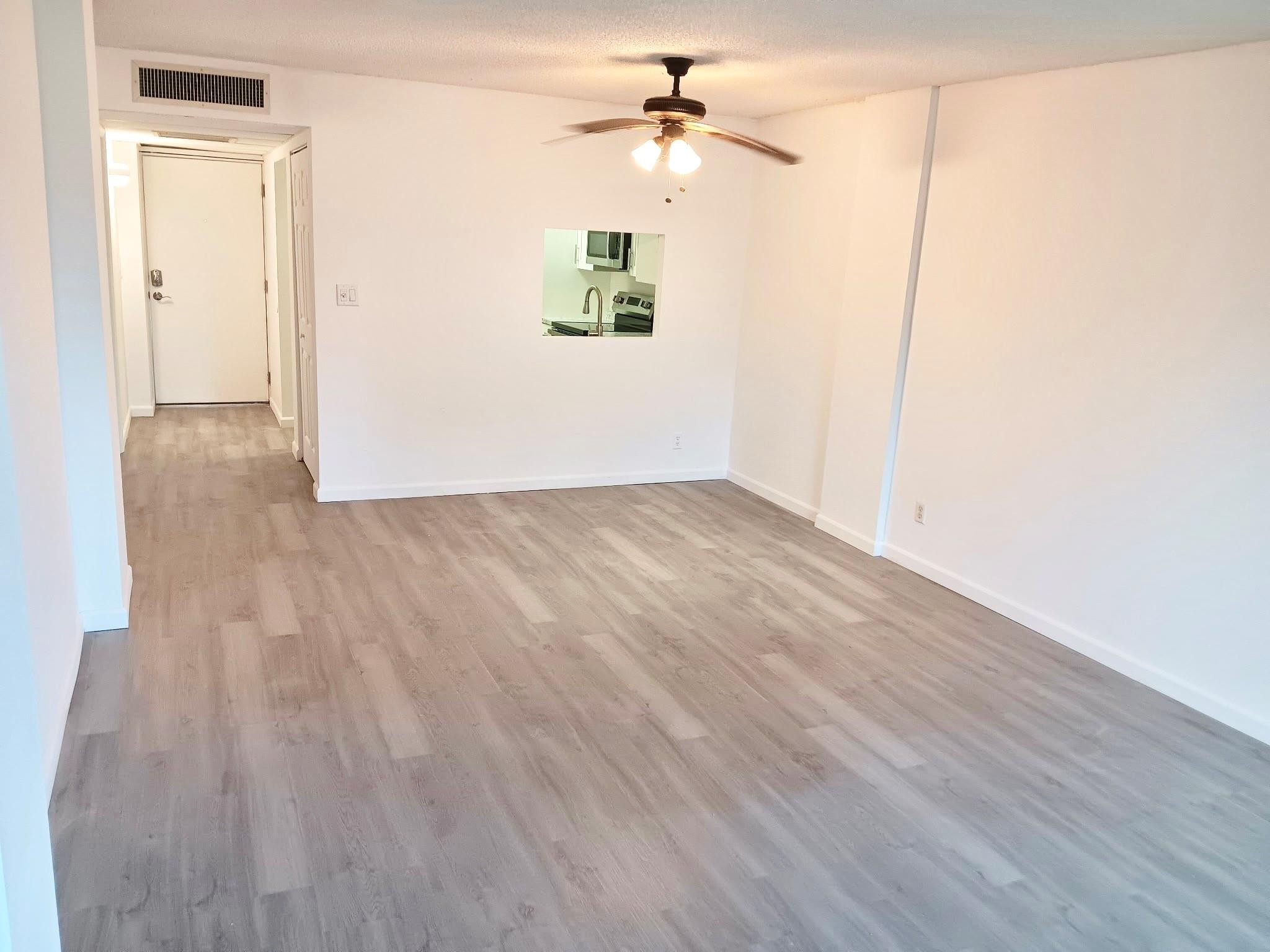 102 Royal Park Drive 3d