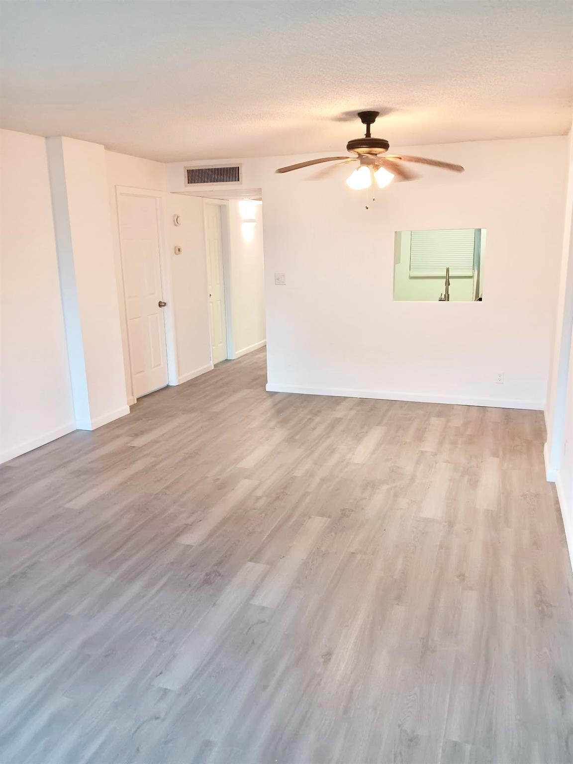 102 Royal Park Drive 3d