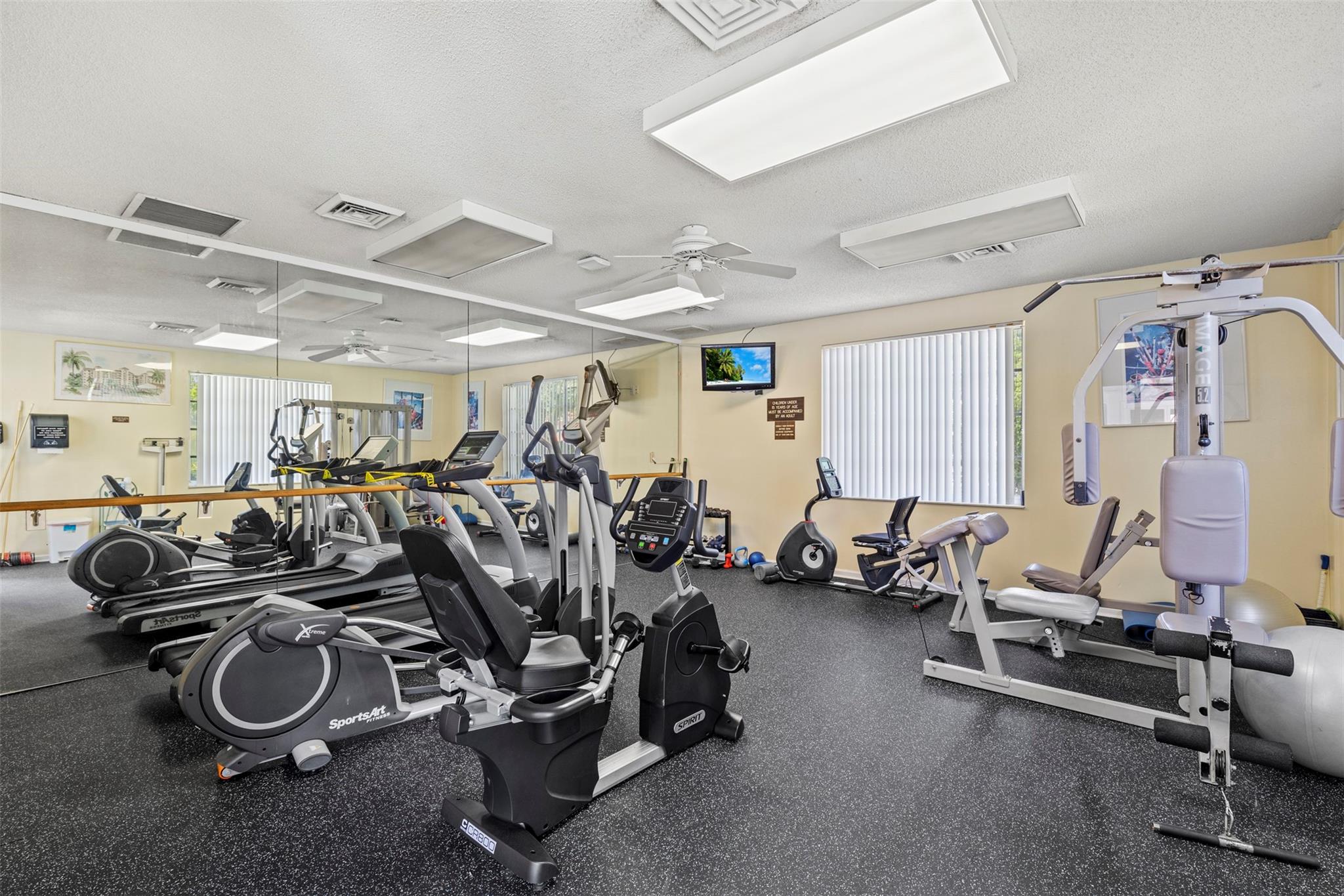 4128 W Palm Aire Dr 282A