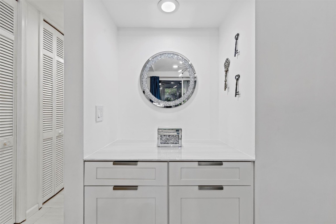 4128 W Palm Aire Dr 282A