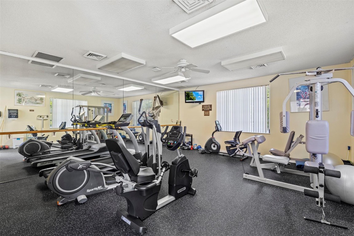 4128 W Palm Aire Dr 282A