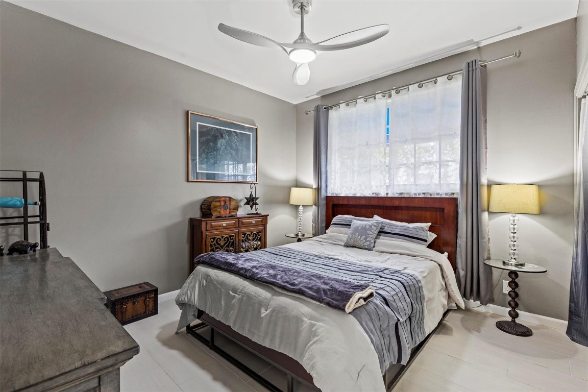 4128 W Palm Aire Dr 282A