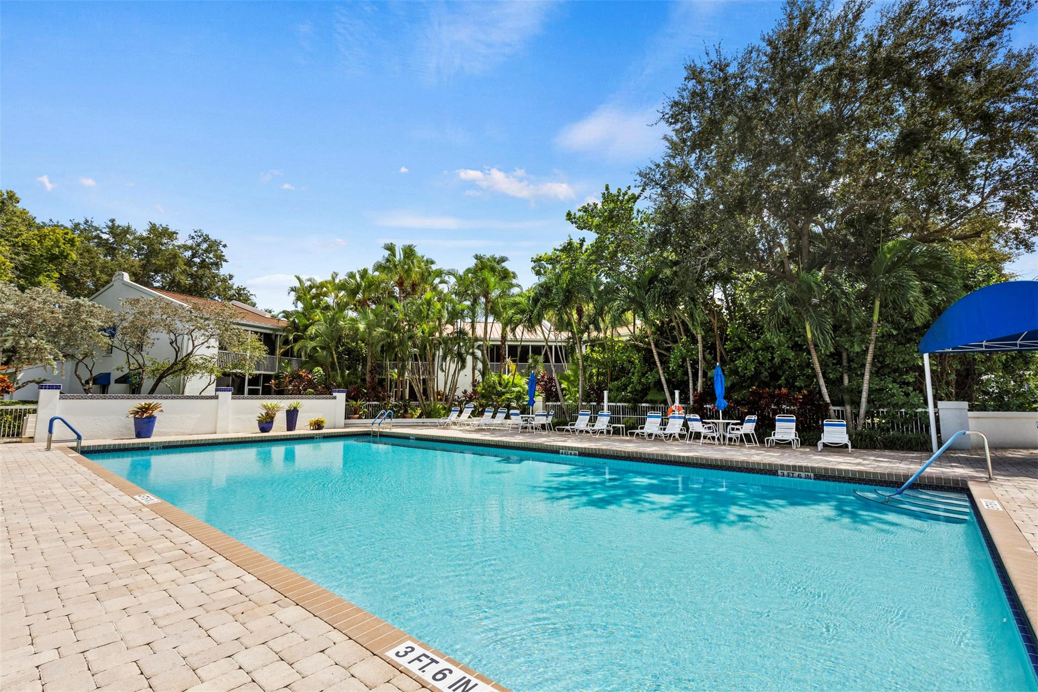 4128 W Palm Aire Dr 282A