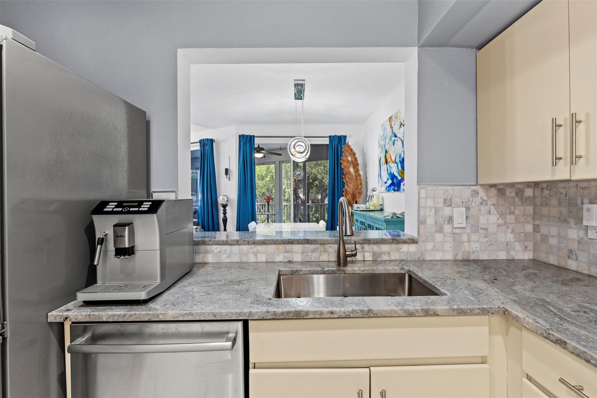 4128 W Palm Aire Dr 282A