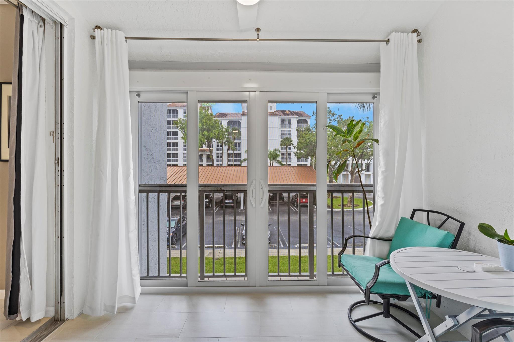 4128 W Palm Aire Dr 282A