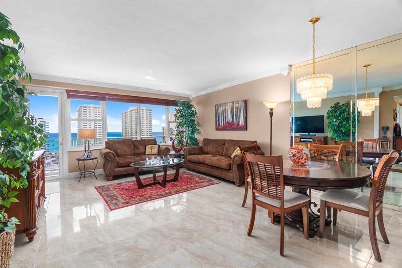 3333 NE 34th St 1214