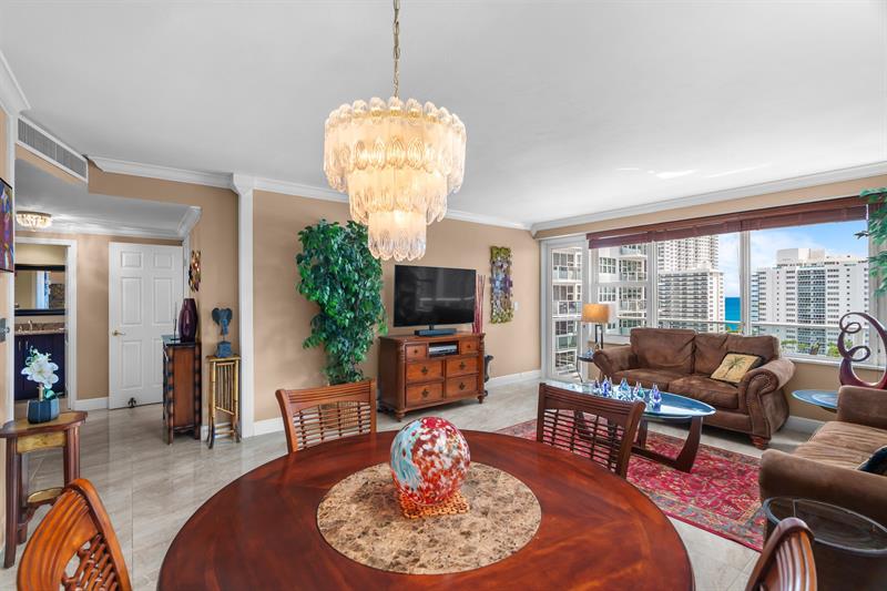 3333 NE 34th St 1214