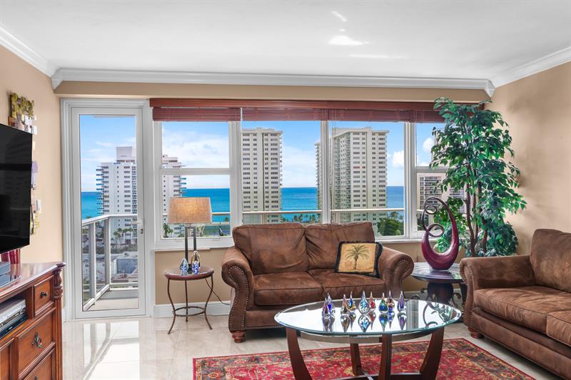 3333 NE 34th St 1214