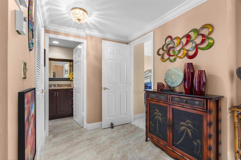3333 NE 34th St 1214