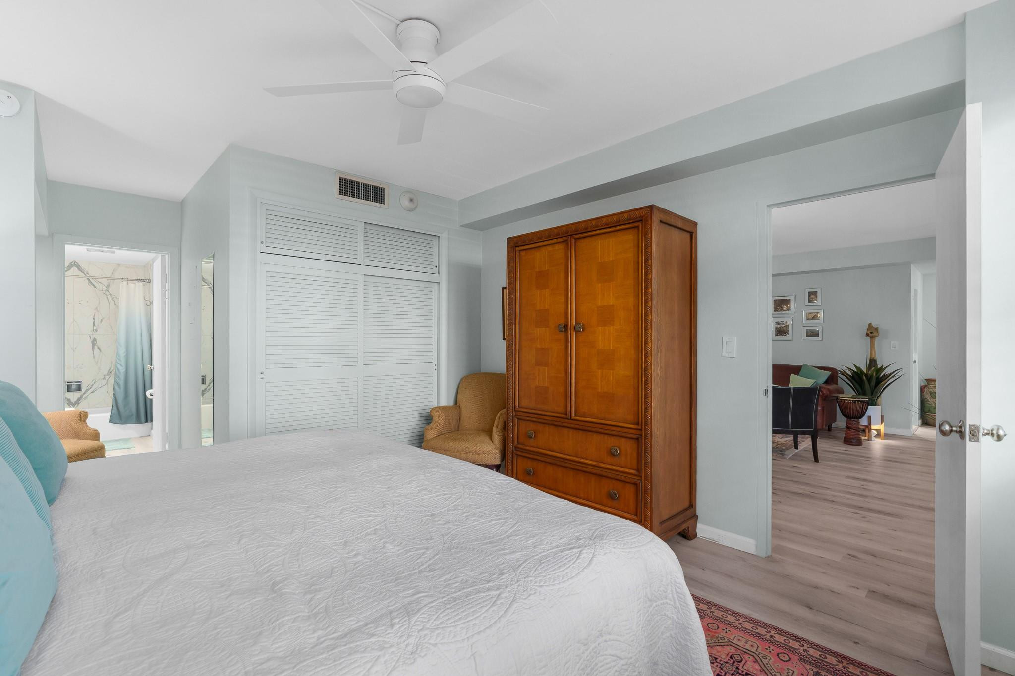 3333 NE 34th St 412