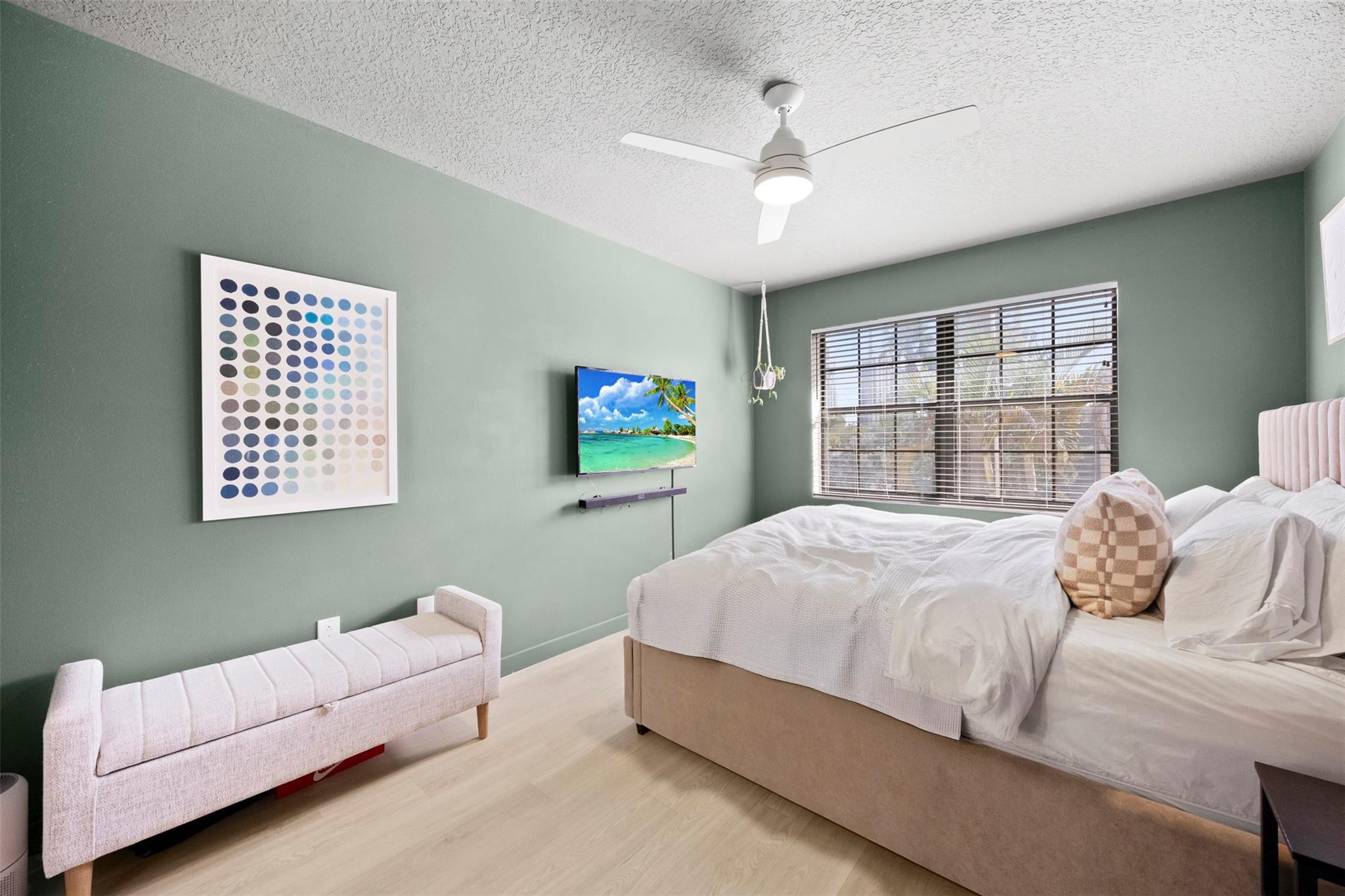 246 City View Dr 246