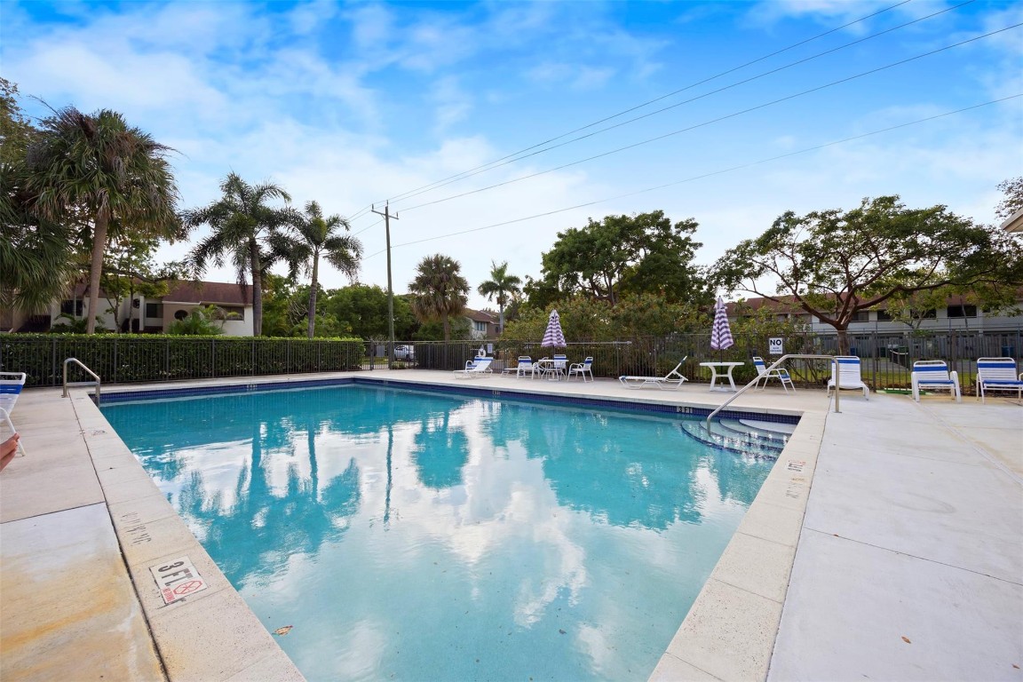 246 City View Dr 246