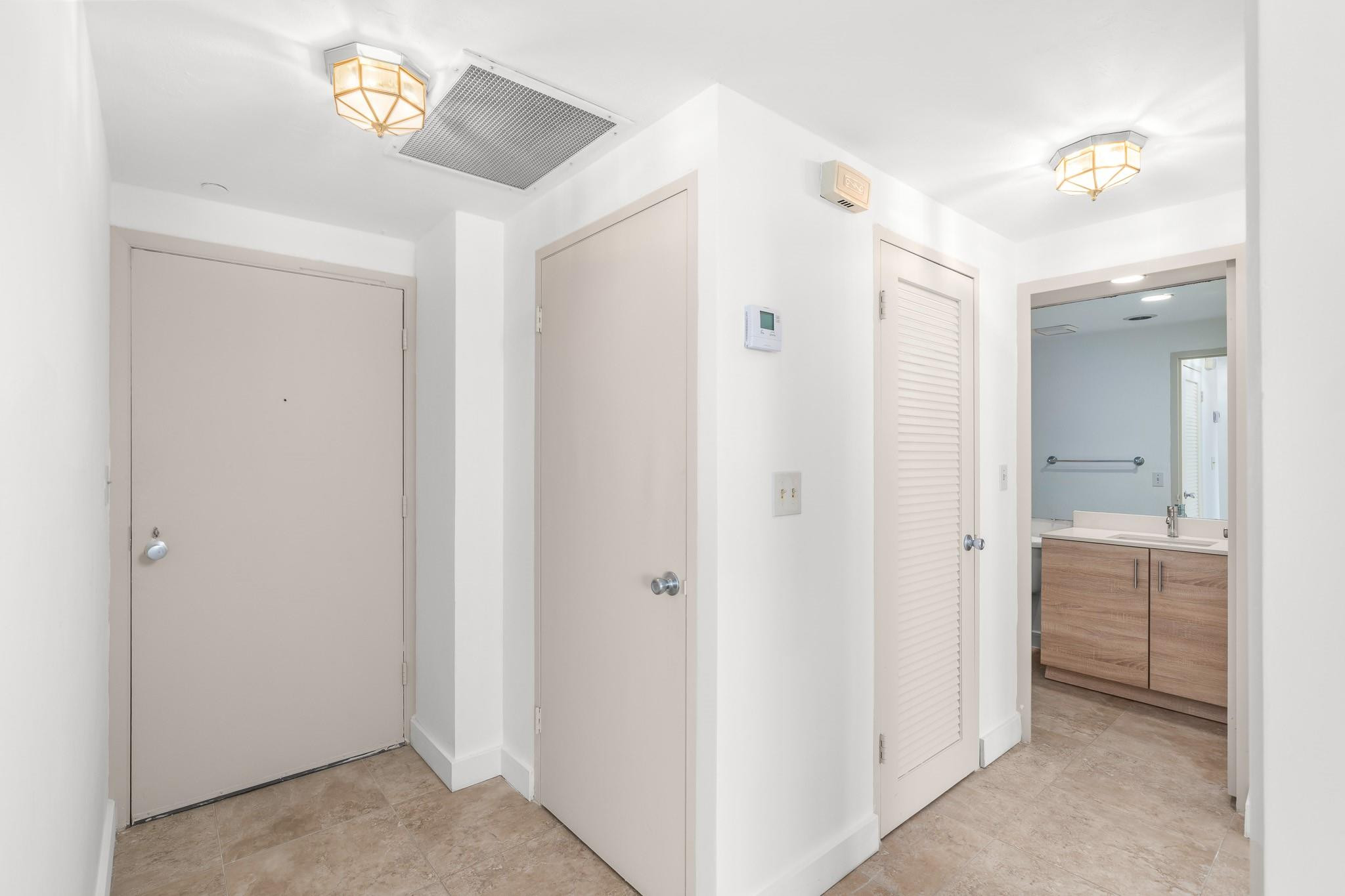 3333 NE 34th St 1714