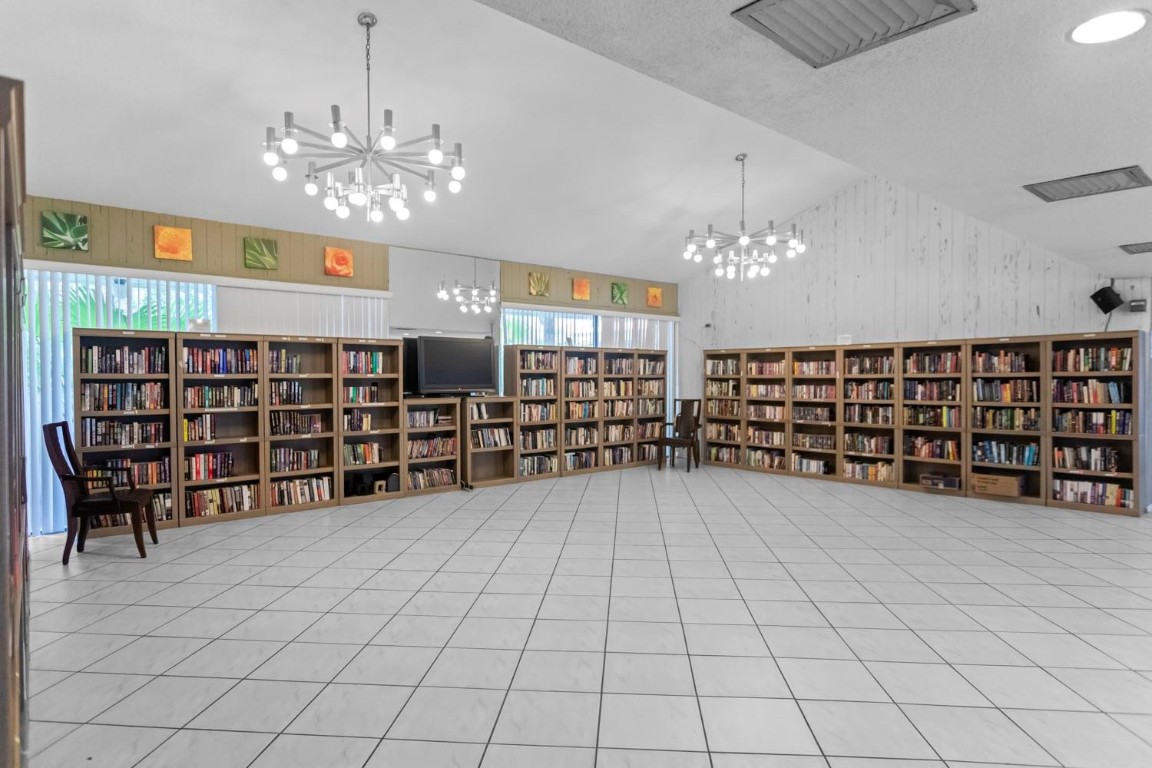 2312 S Cypress Bend Dr 205