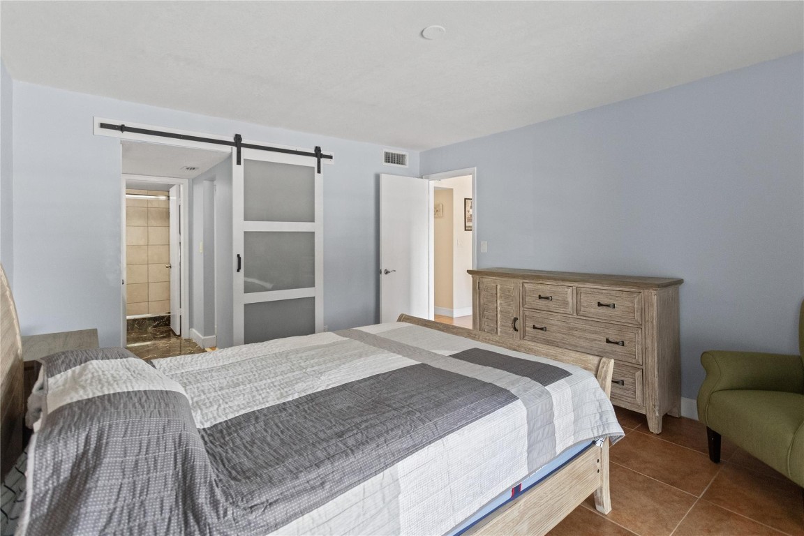 2312 S Cypress Bend Dr 205