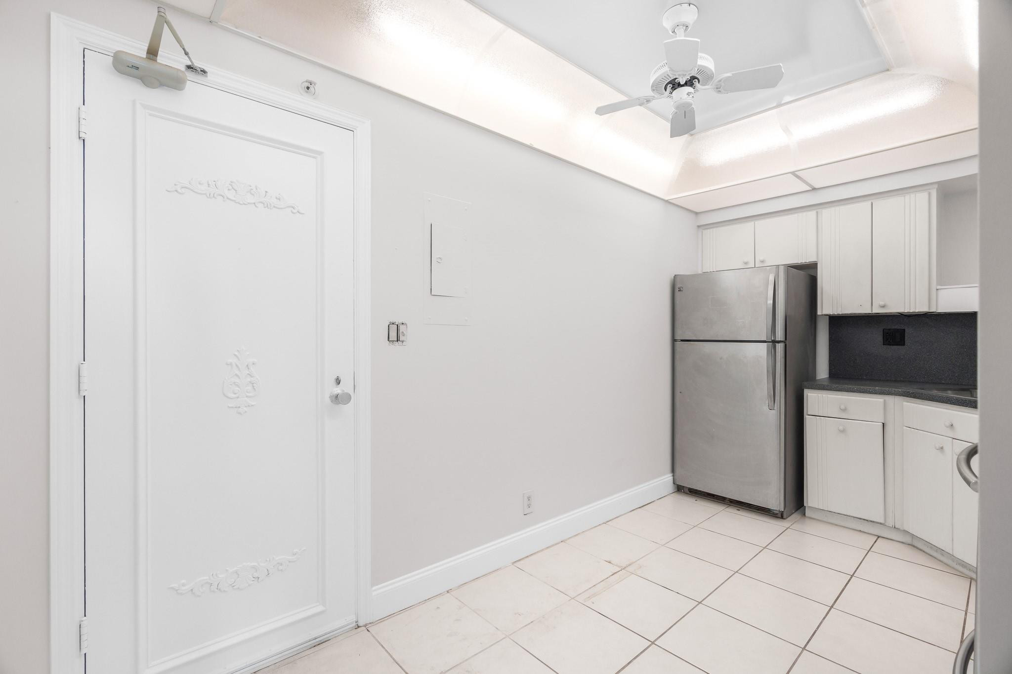 3333 NE 34th St 709