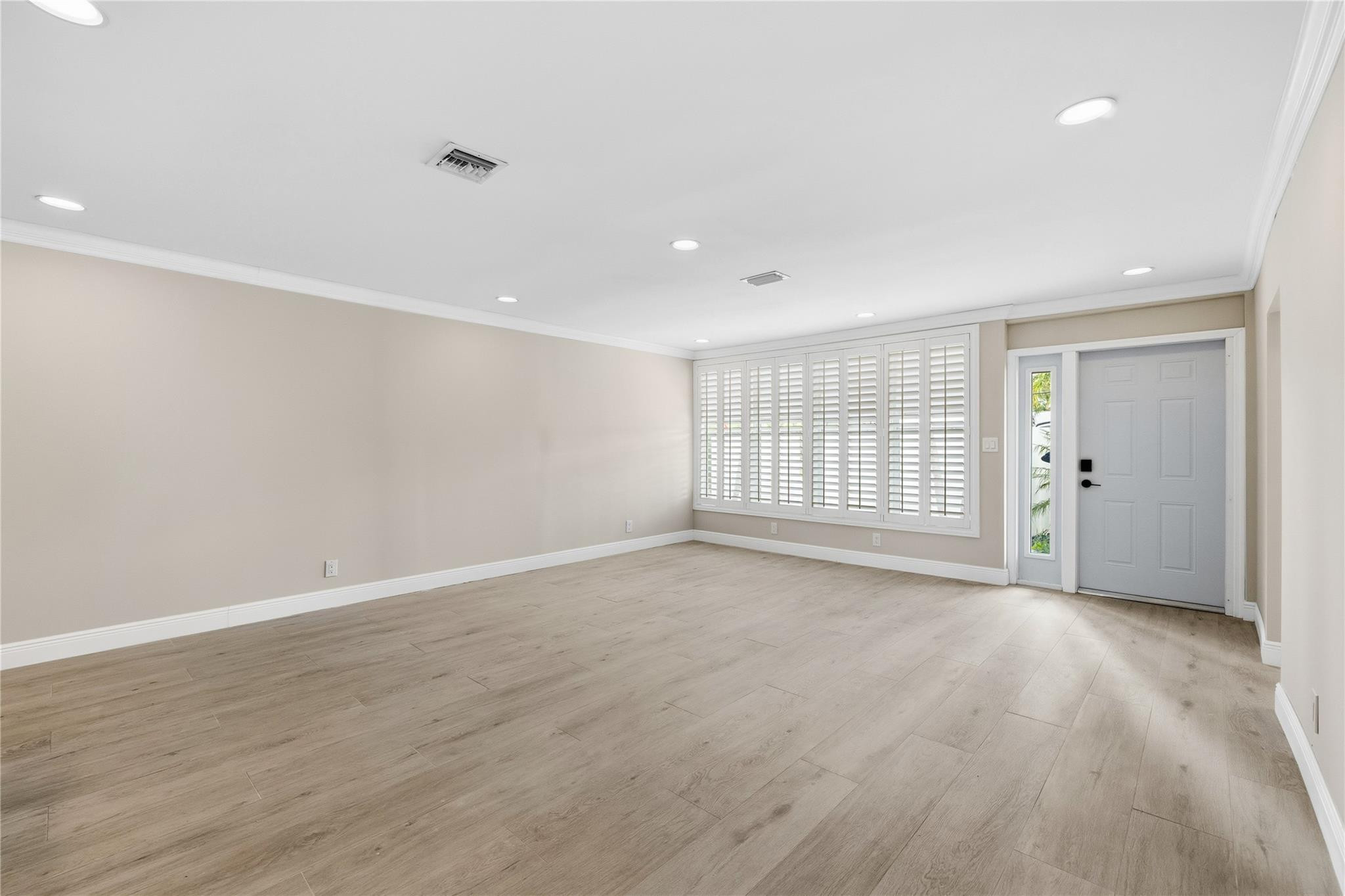 2000 NE 17 Court 2