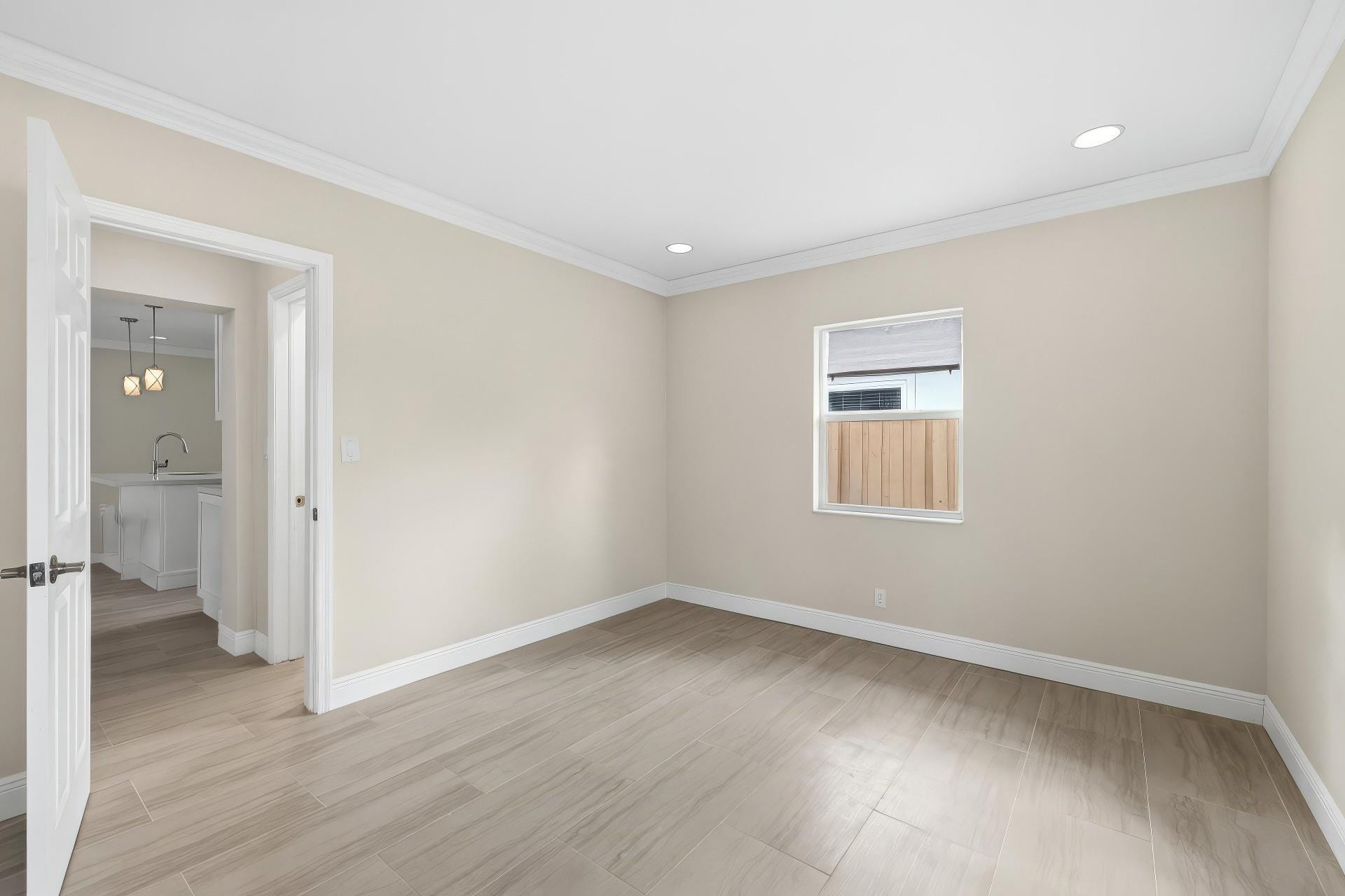 2000 NE 17 Court 2