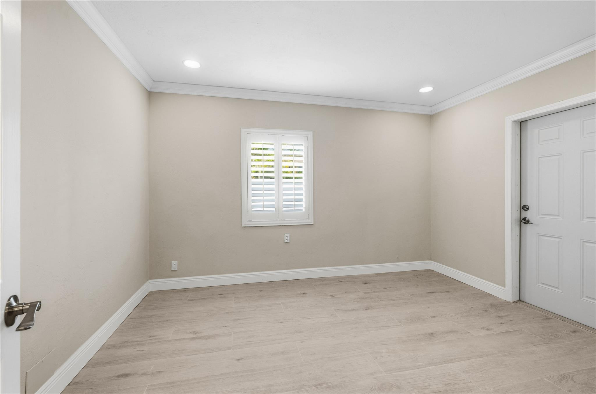 2000 NE 17 Court 2