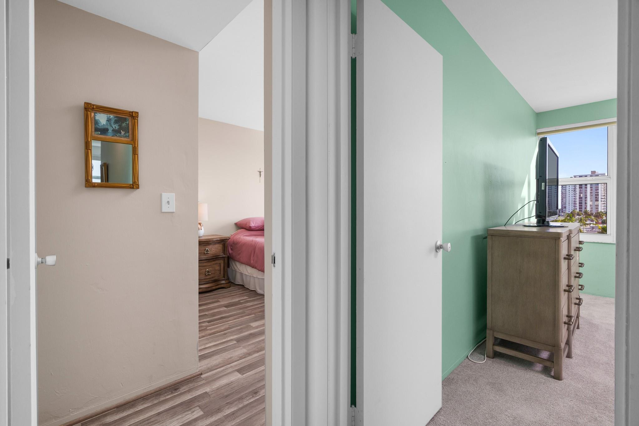 3333 NE 34th Street 522