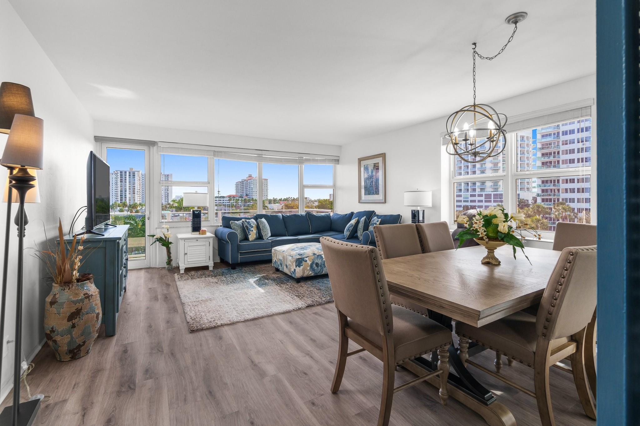 3333 NE 34th Street 522