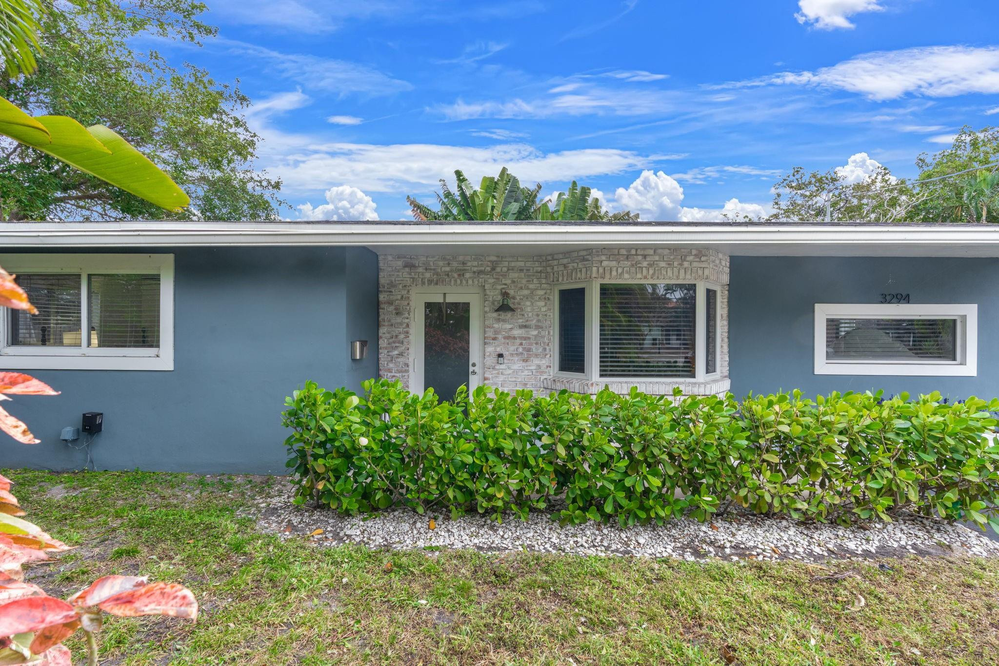 3294 NW 6th Avenue