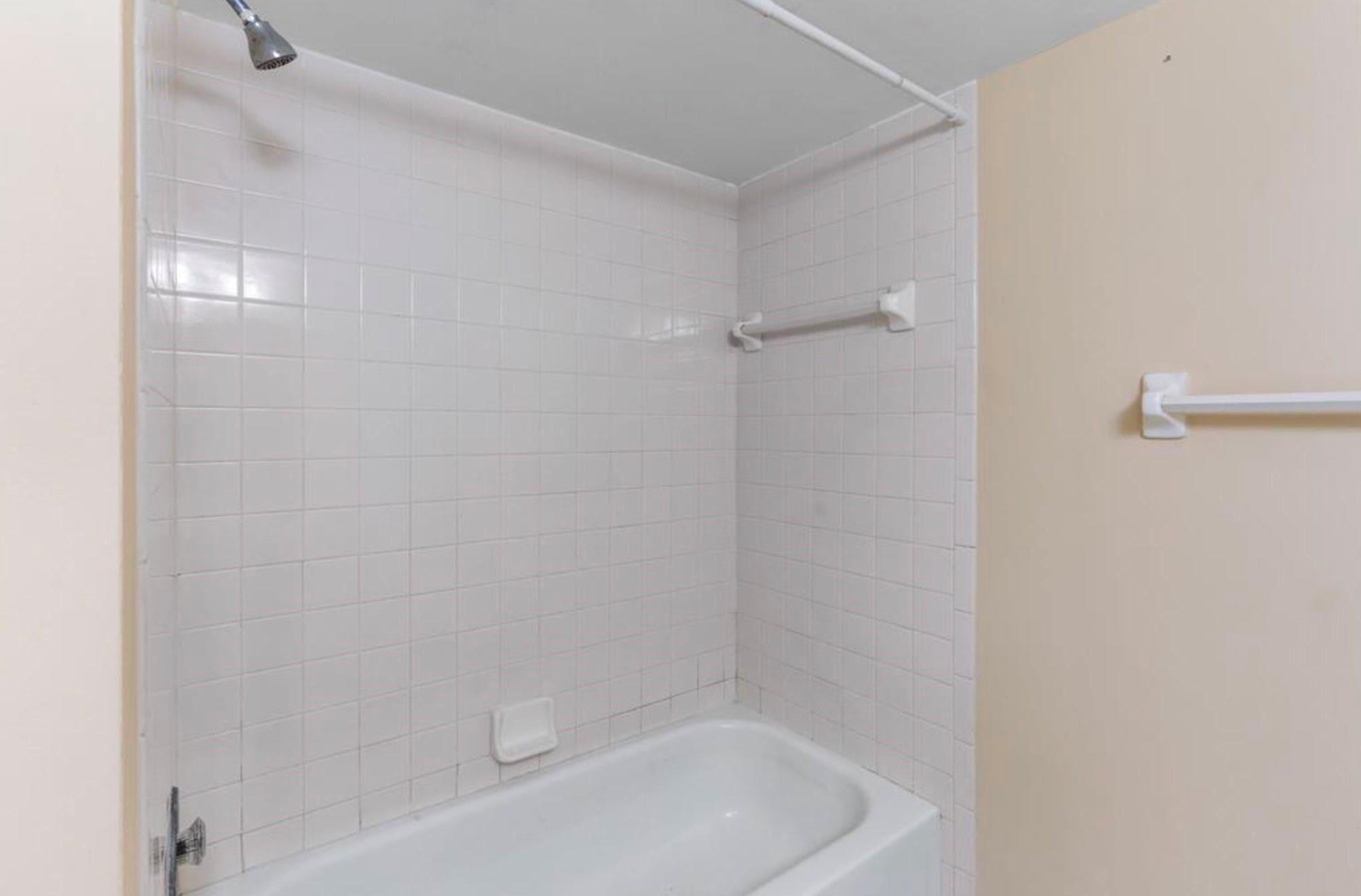 707 Gardens Drive 101