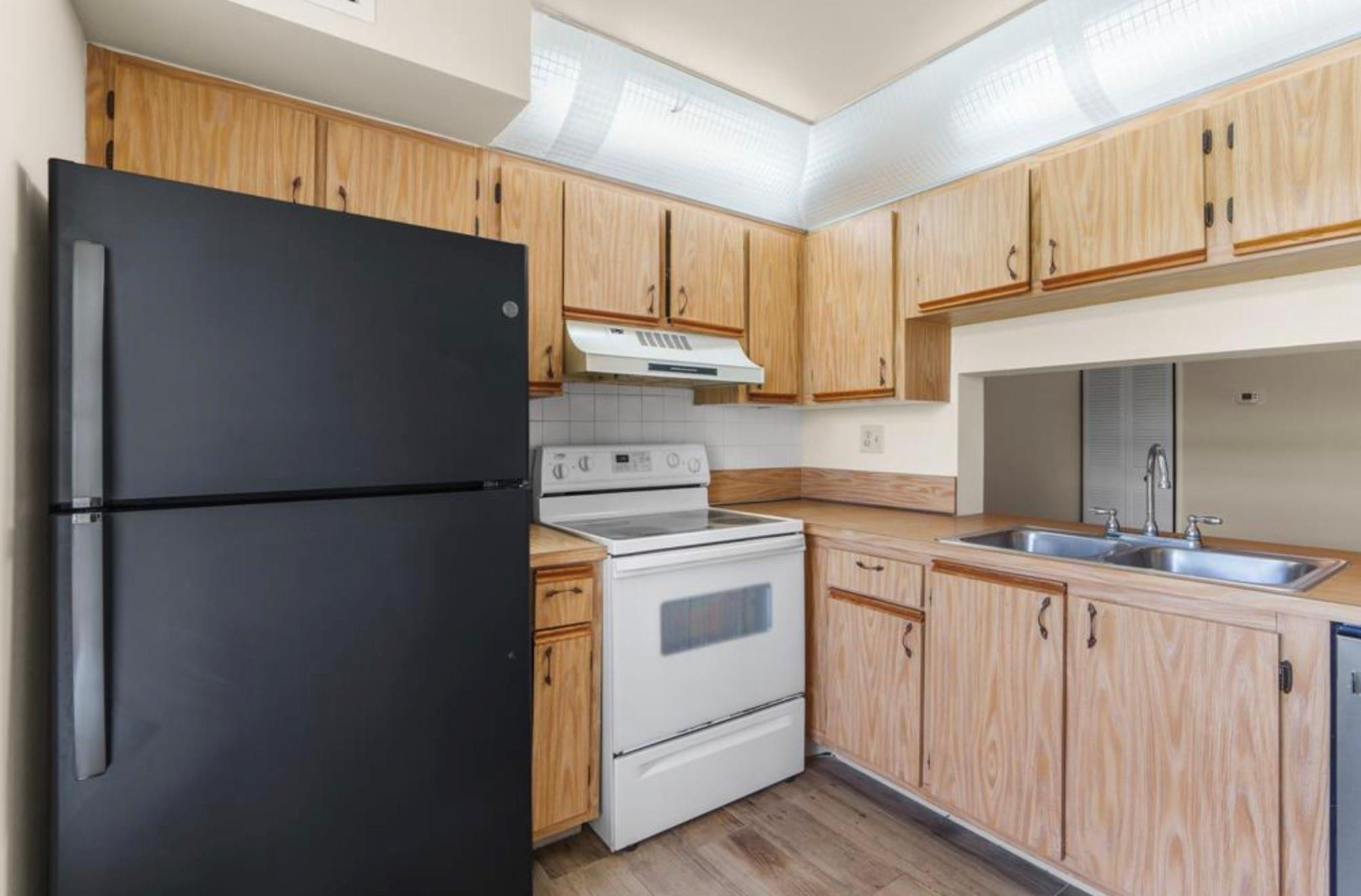 707 Gardens Drive 101