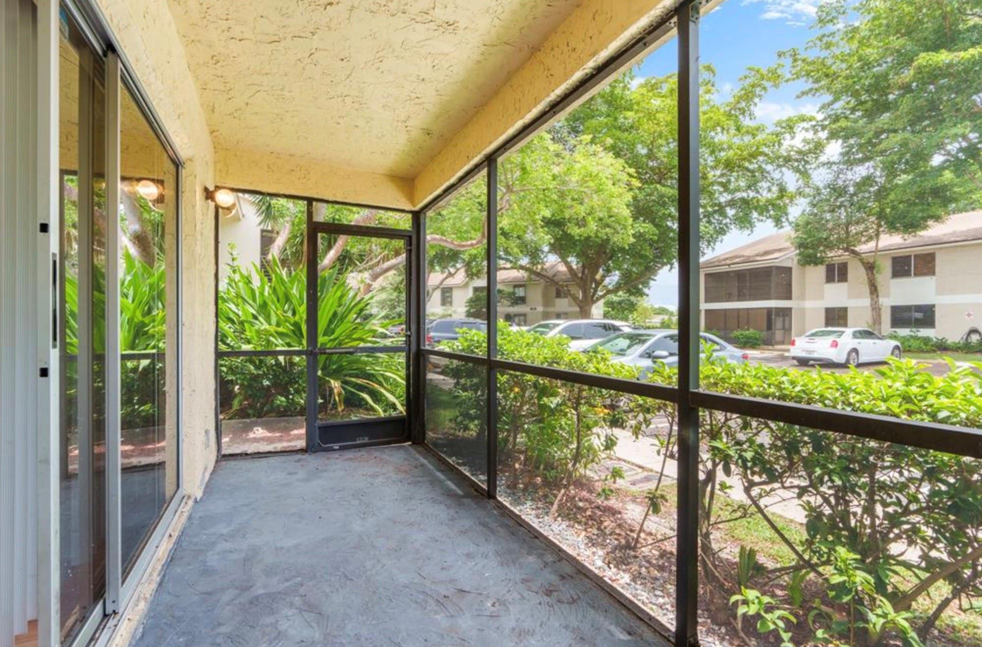 707 Gardens Drive 101