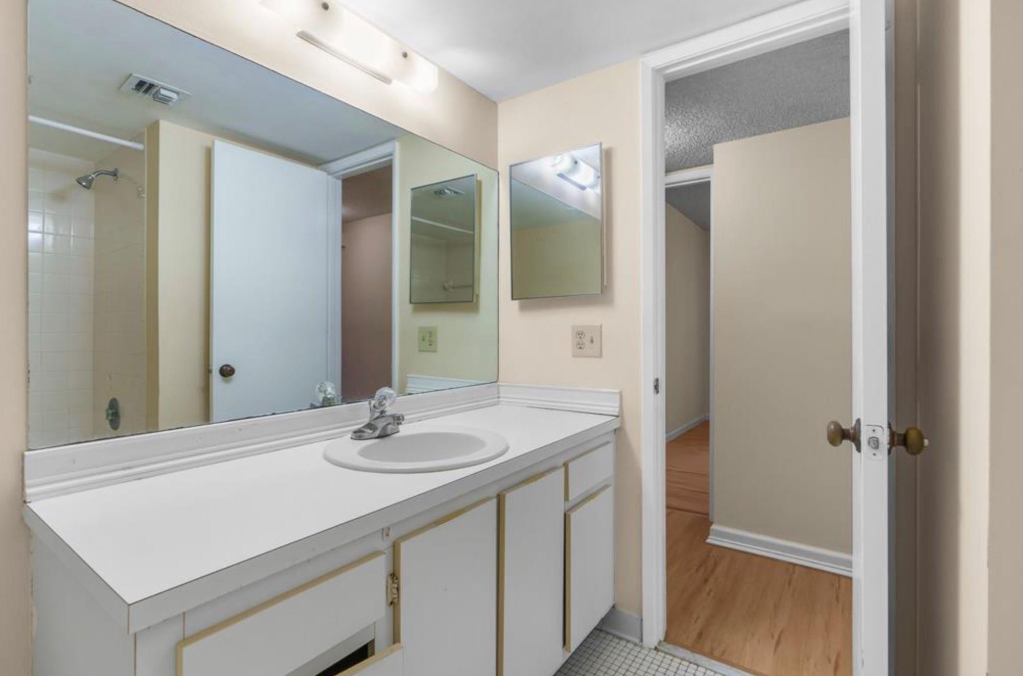 707 Gardens Drive 101