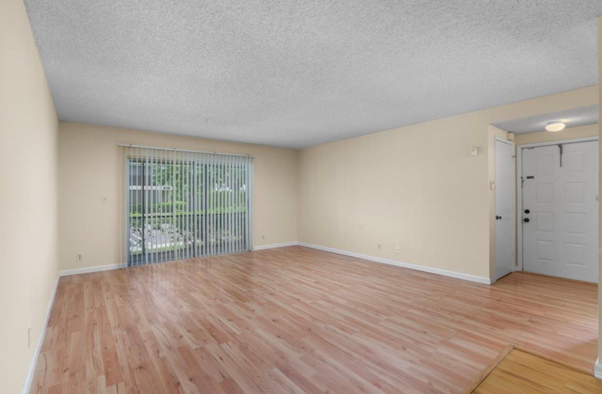 707 Gardens Drive 101