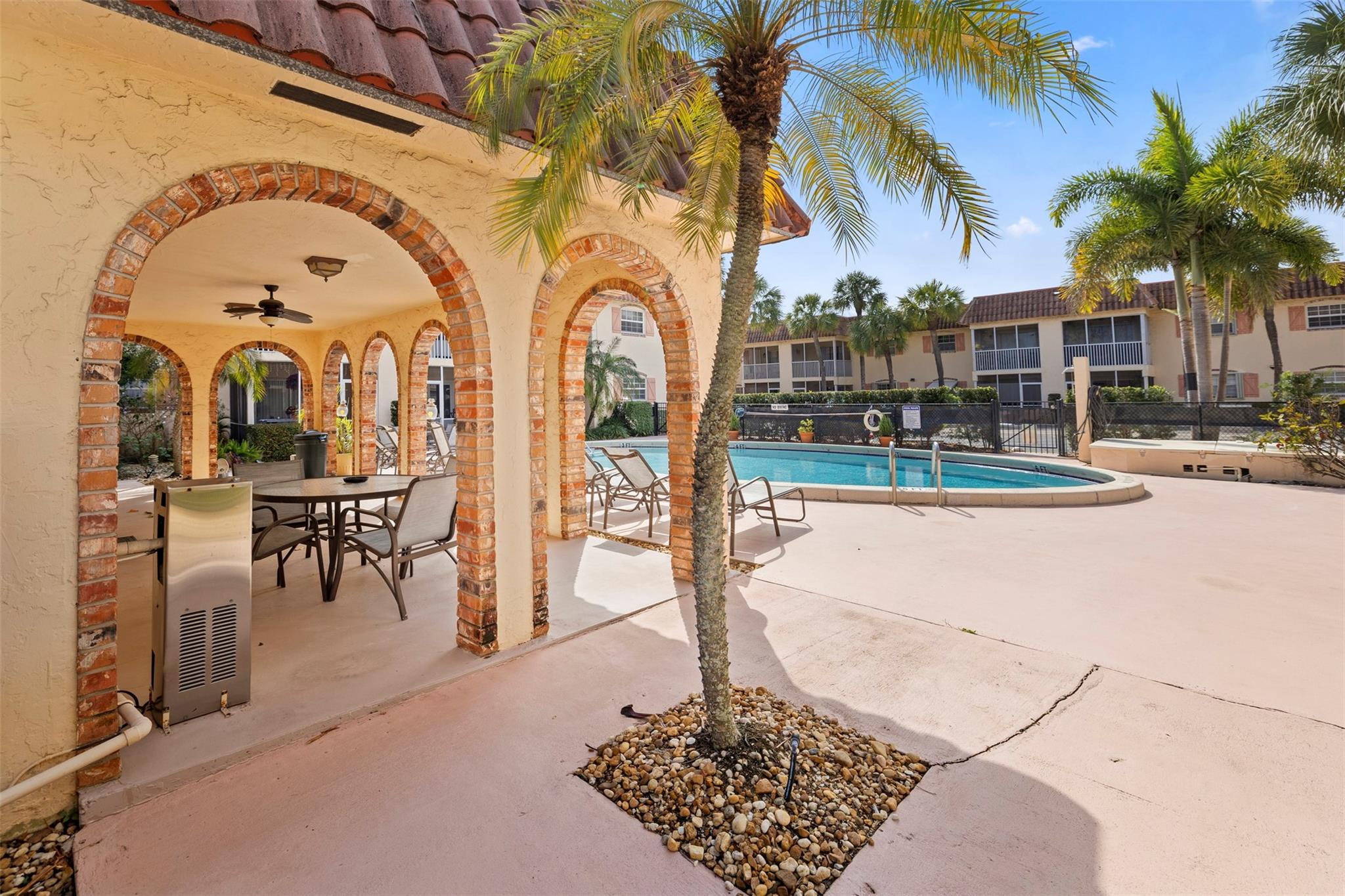 101 E Mcnab Road 219