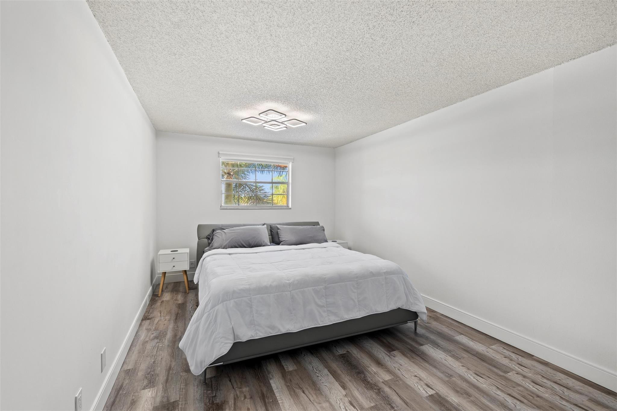 101 E Mcnab Road 219